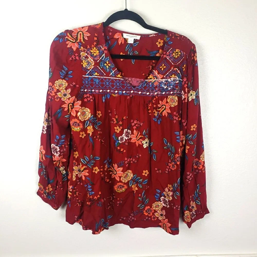 Women's Beach Lunch Lounge Boho Floral Embroidered Pop Over Top Size small - Picture 1 of 11